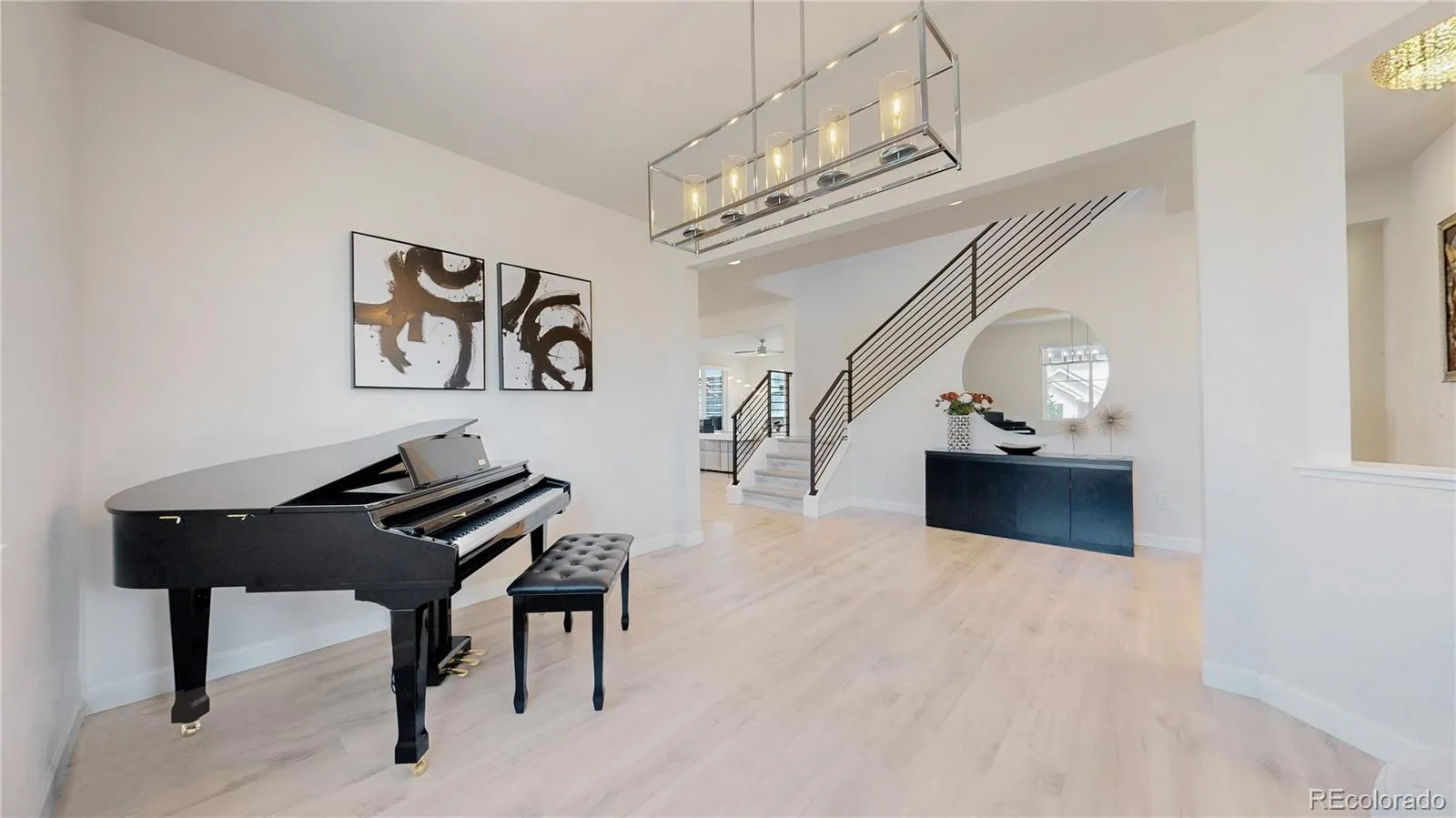 27615 E Geddes Place Aurora CO 80016 MLS #REC8637536 04212026193407 1600 3