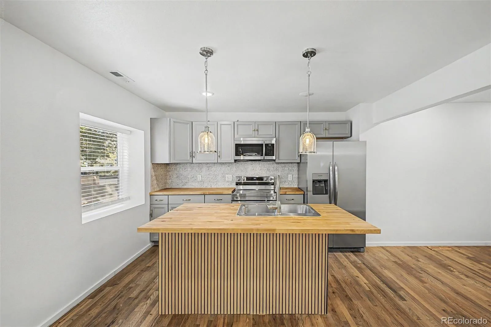 1926 Xenia Street Denver CO 80220 | MLS #REC8639554 09232026162740 1600 10