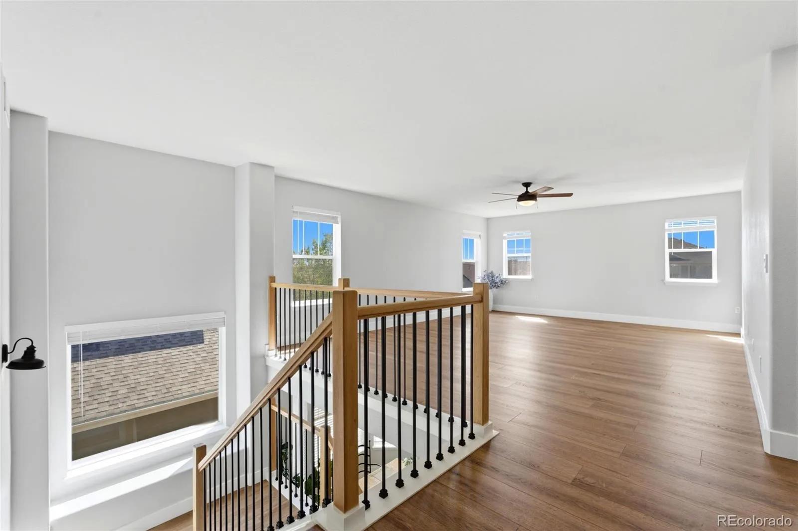 7311 Serena Drive Castle Pines CO 80108 | MLS #REC8640101 08192026134508 1600 23
