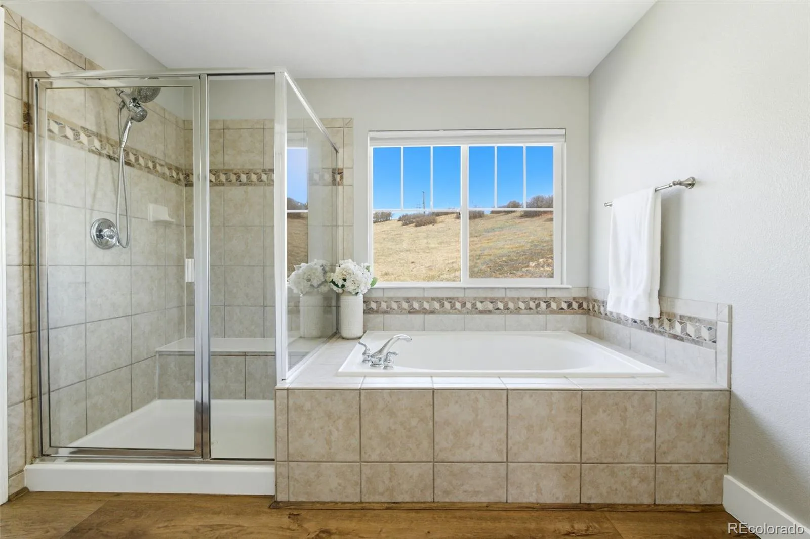 7311 Serena Drive Castle Pines CO 80108 | MLS #REC8640101 08192026134508 1600 31