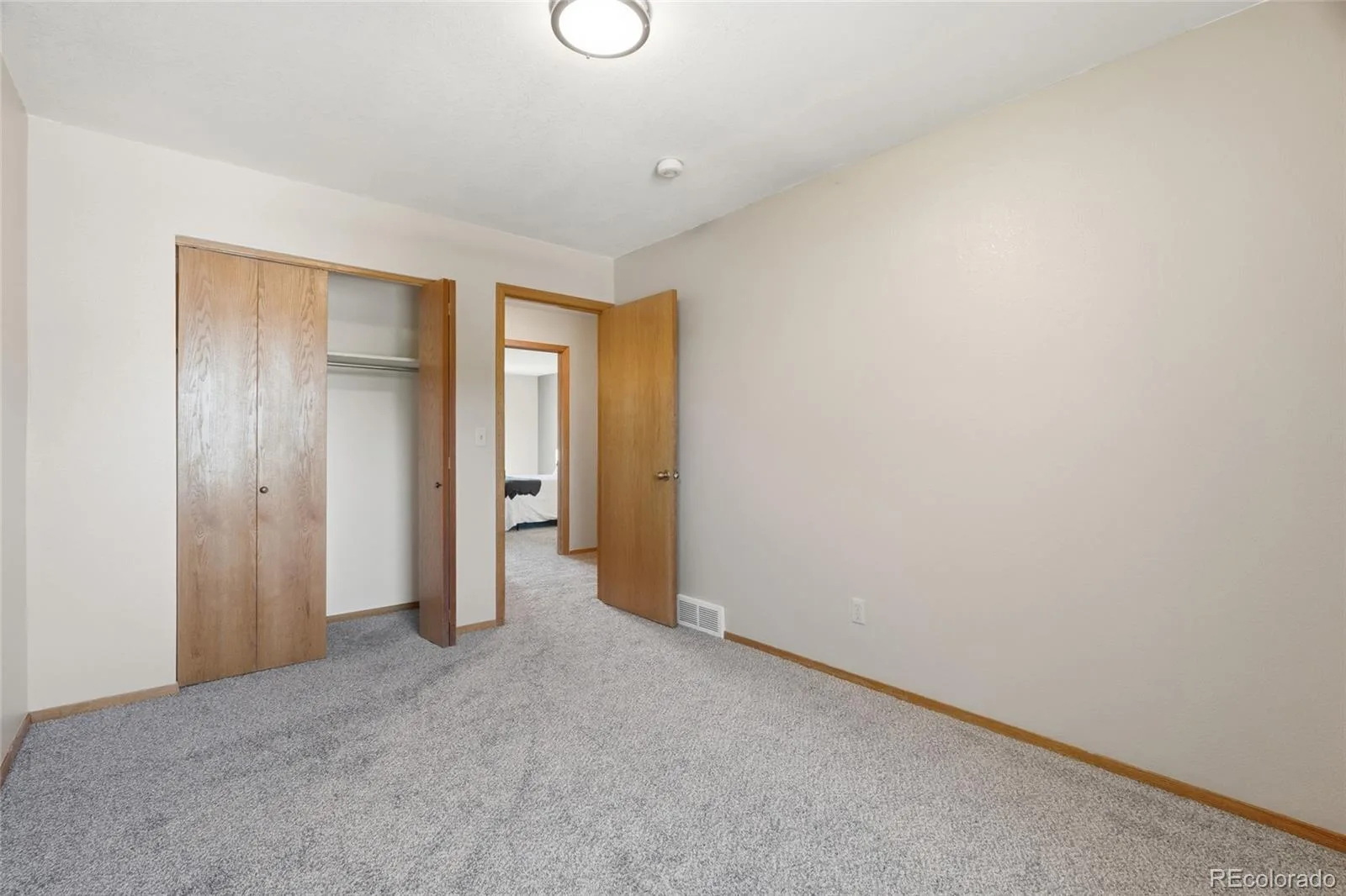 2201 Stuart Street Longmont CO 80501 MLS #REC8640897 06122026081432 1600 13