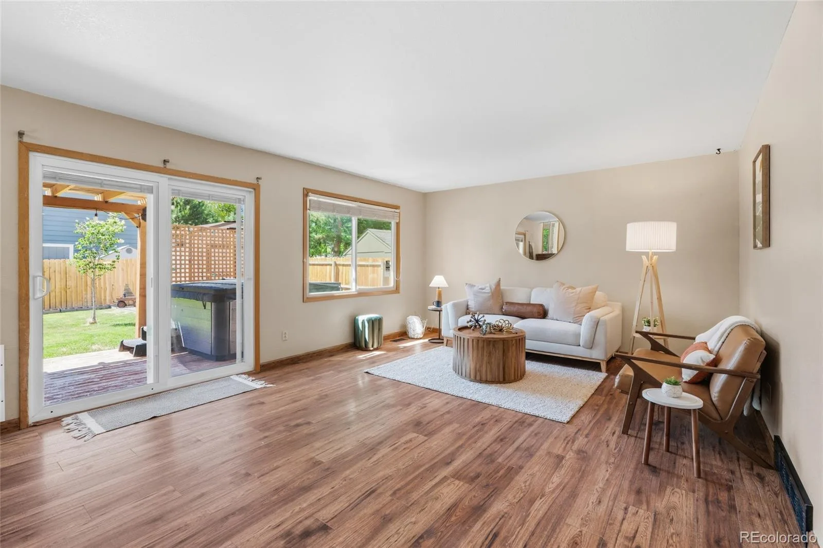 2201 Stuart Street Longmont CO 80501 MLS #REC8640897 06122026081432 1600 8