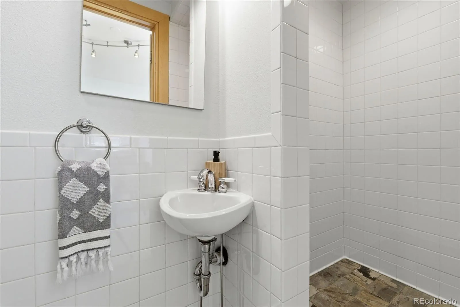 1034 N Logan Street #2S Denver CO 80203 MLS #REC8642088 05262026150737 1600 26