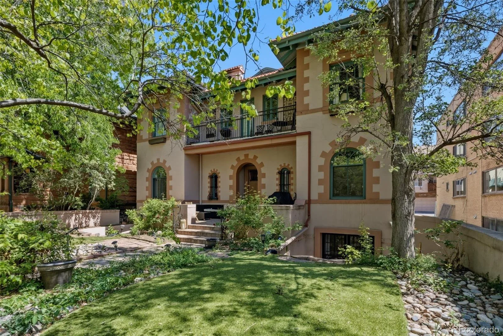 1034 N Logan Street #2S Denver CO 80203 MLS #REC8642088 06102026193206 1600 3