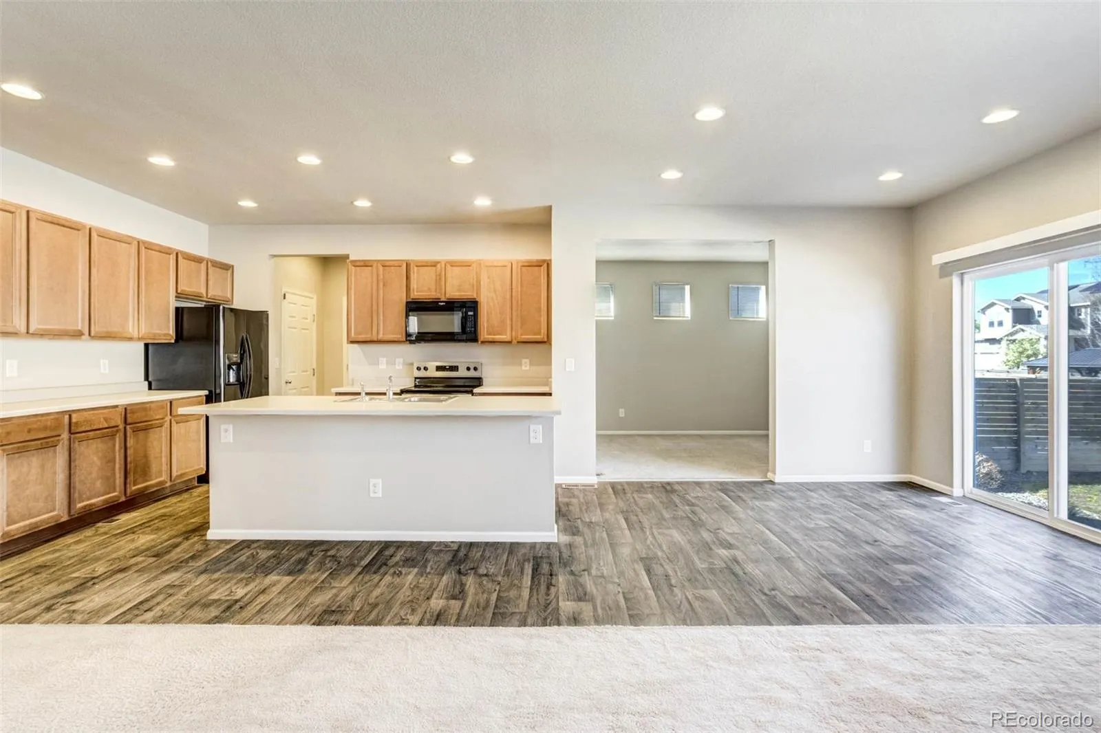 04162026204451 1600 10