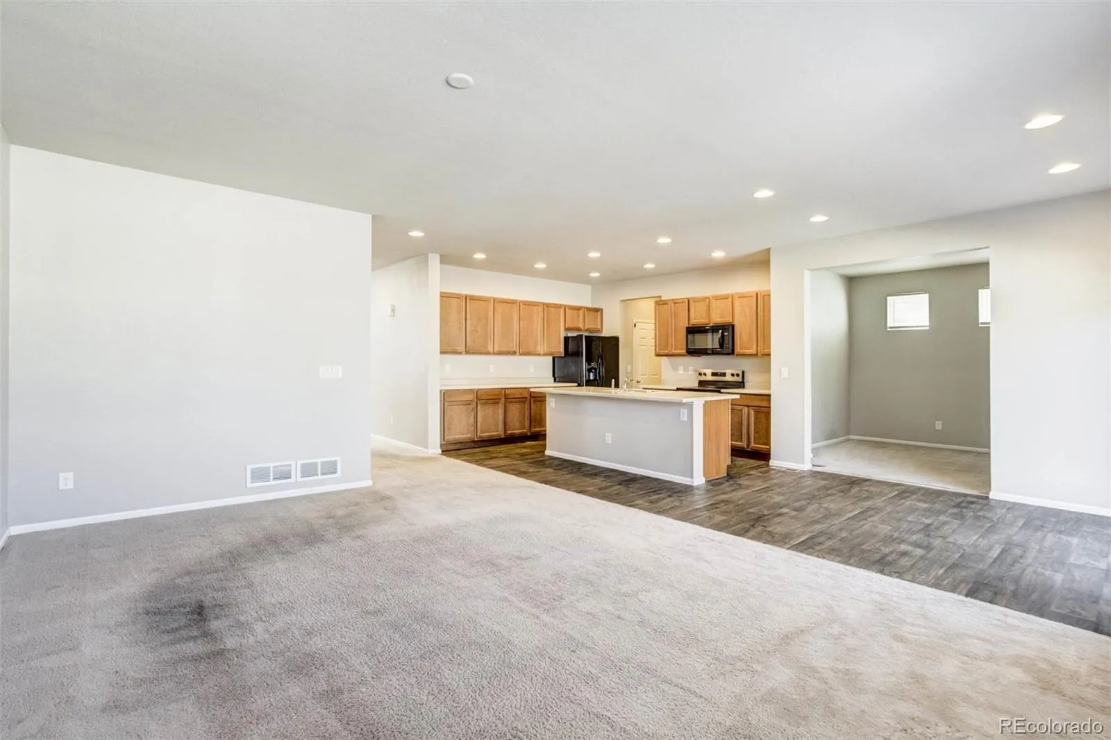 04162026204451 1600 11