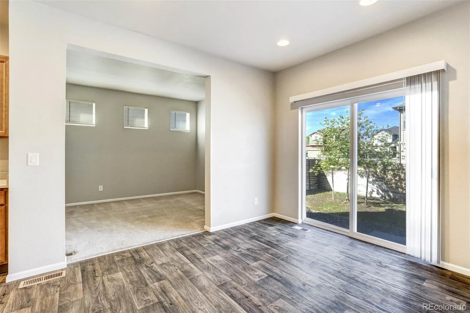 04162026204451 1600 17