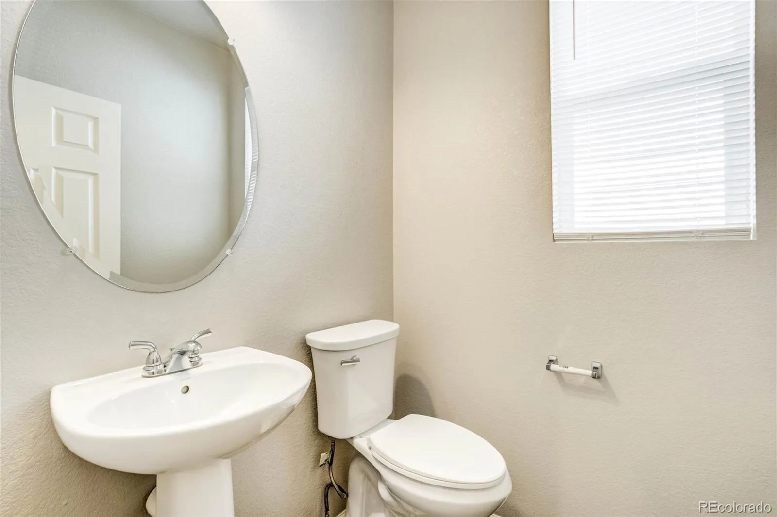 04162026204451 1600 20