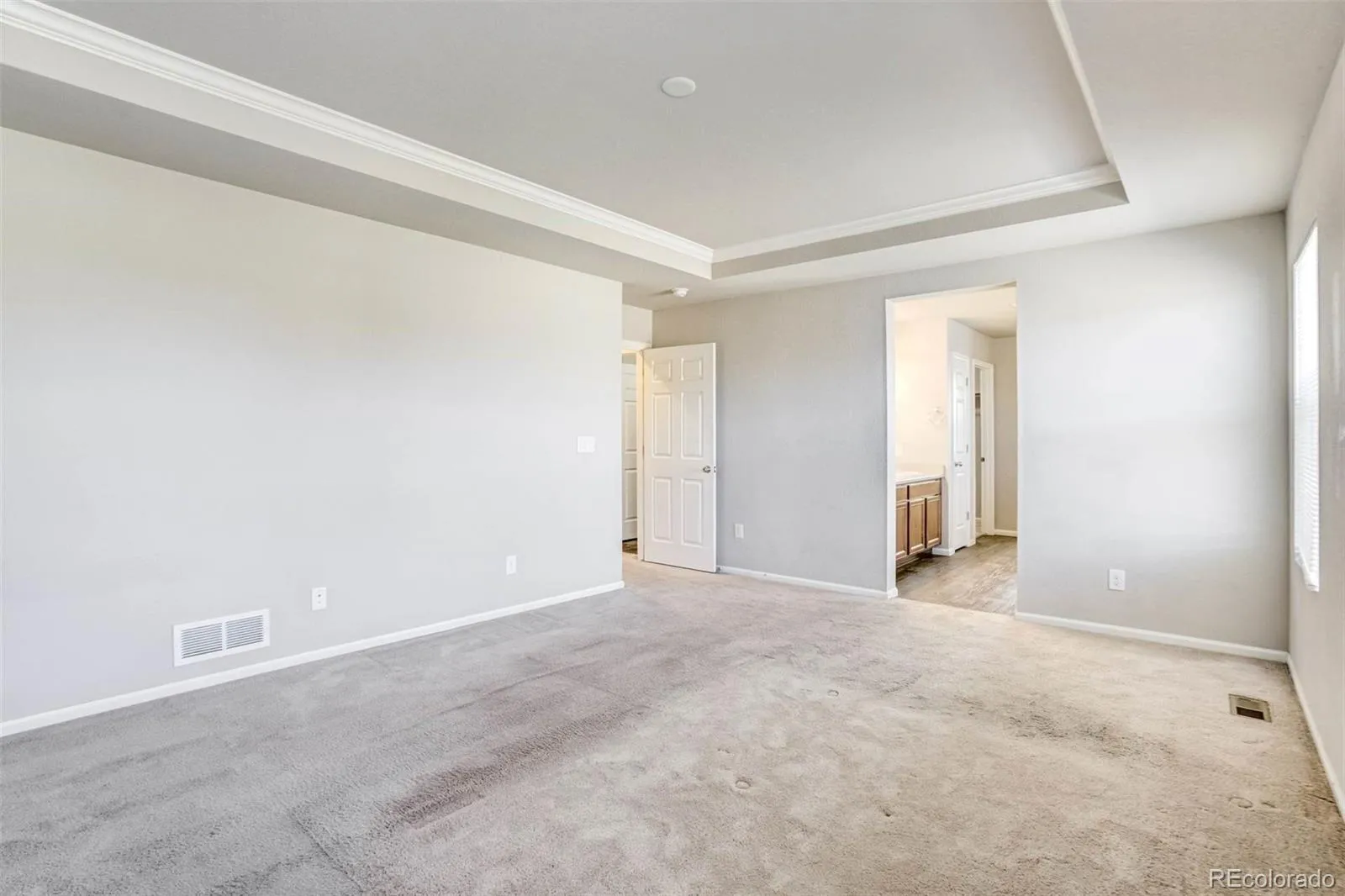 04162026204451 1600 23