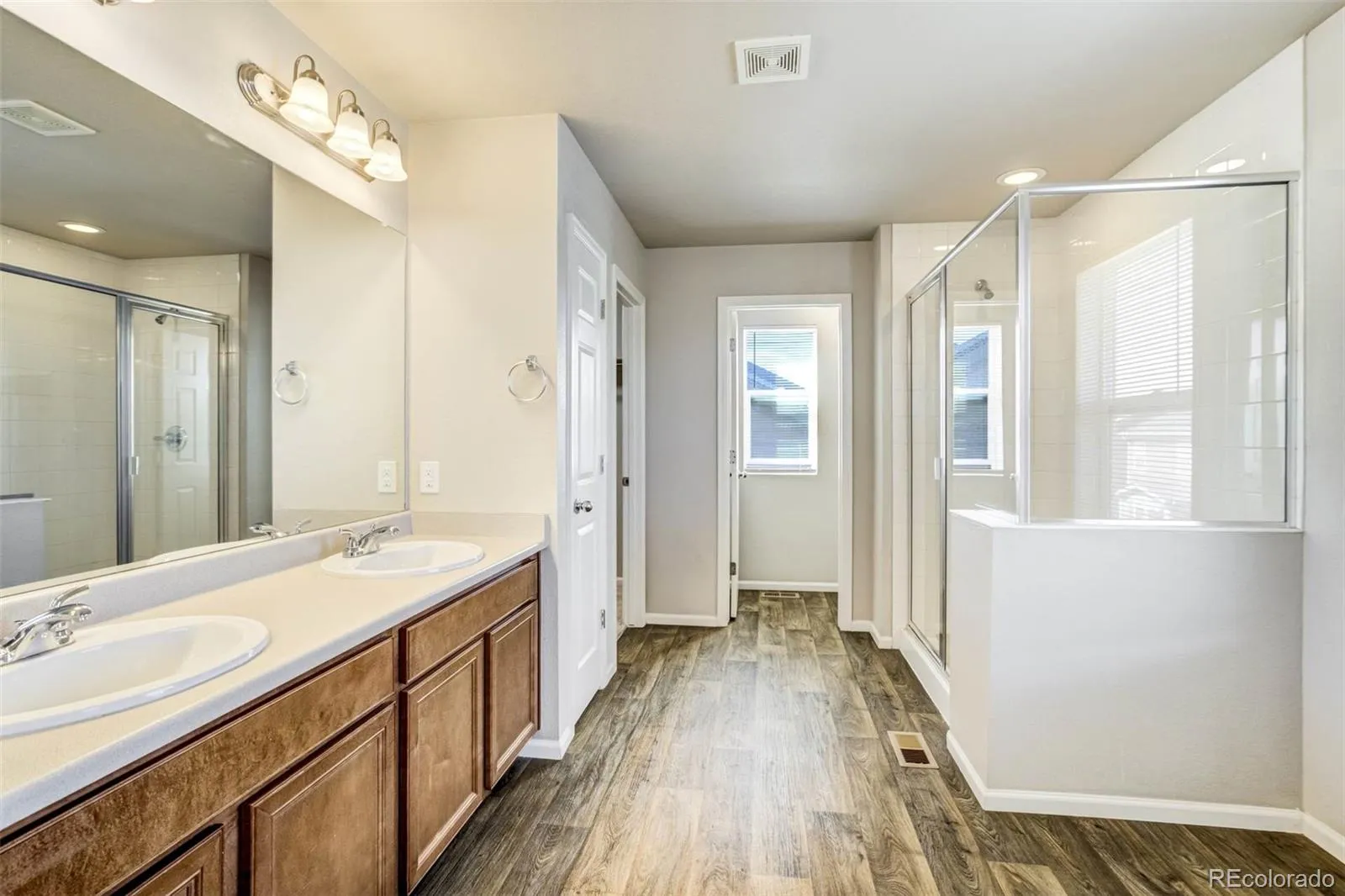 04162026204451 1600 25