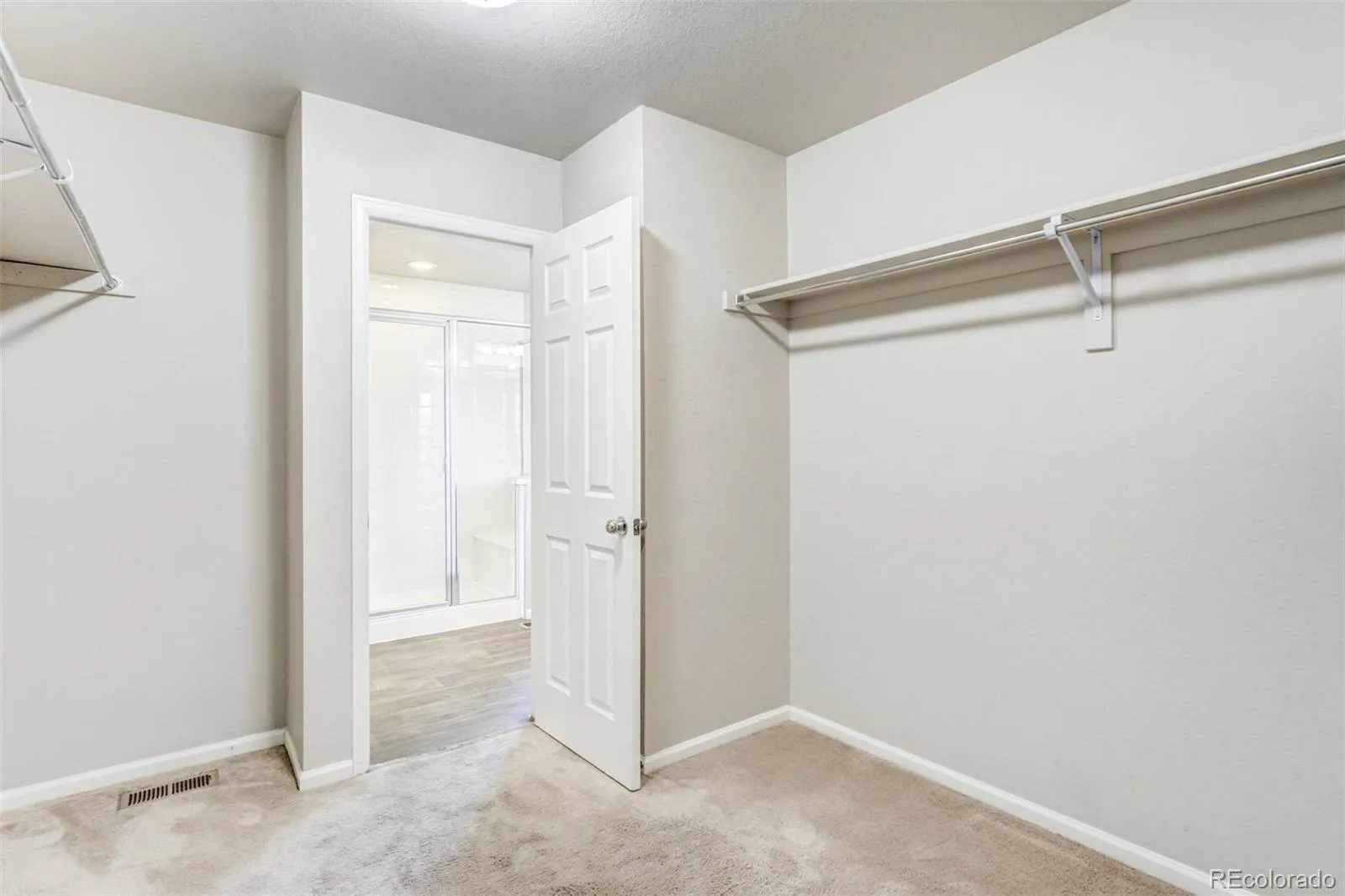 04162026204451 1600 31