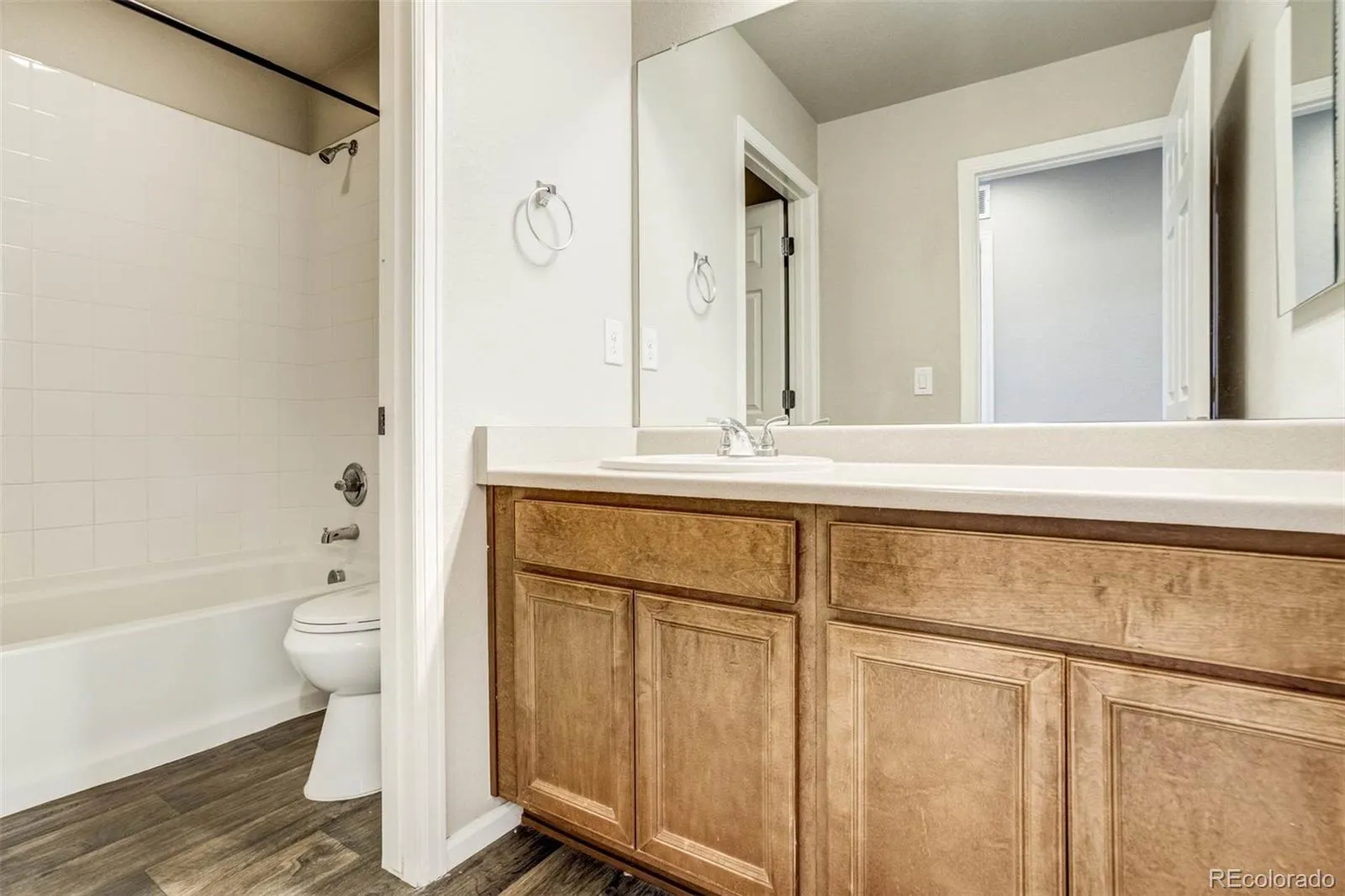 04162026204451 1600 42