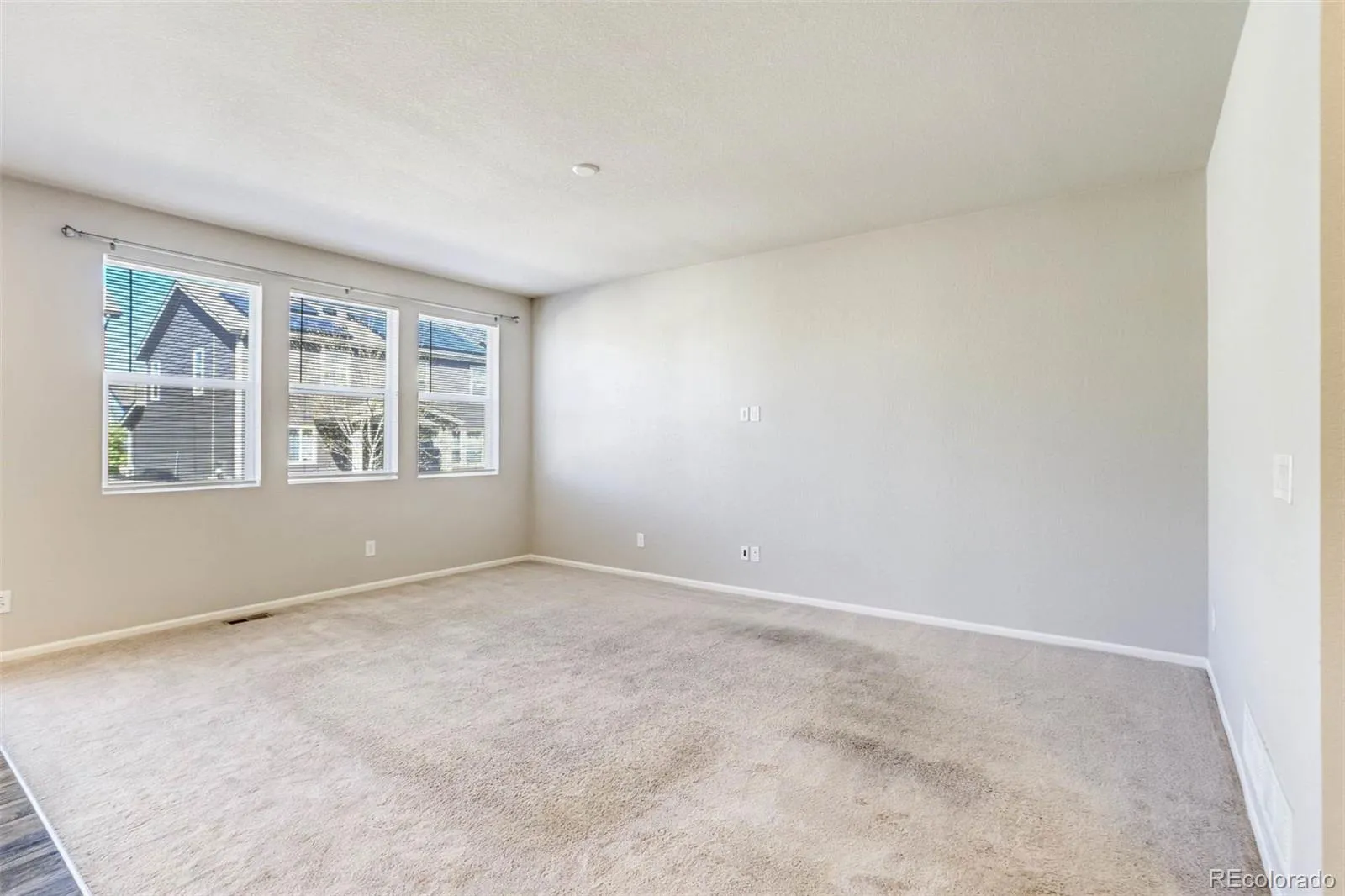 04162026204451 1600 7