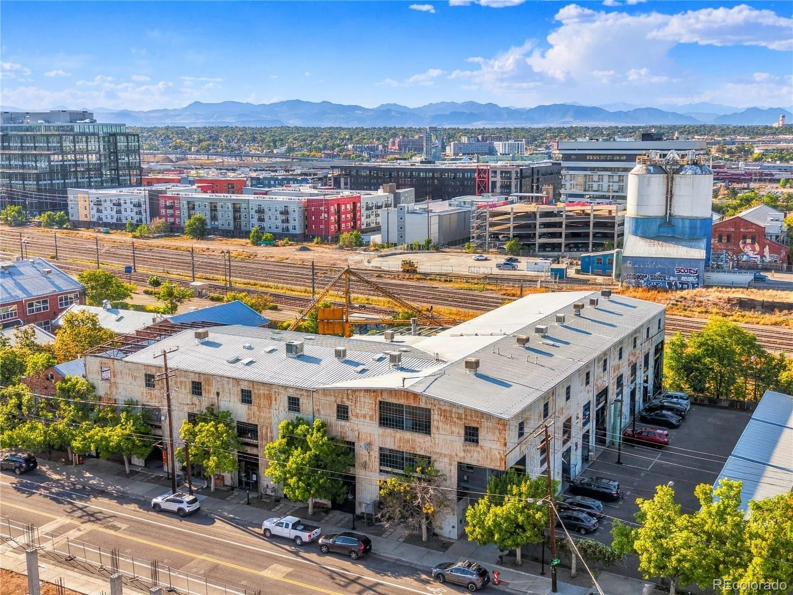 3377 Blake Street #205 Denver CO 80205 | MLS #REC8644020 10092026172841 1600 29