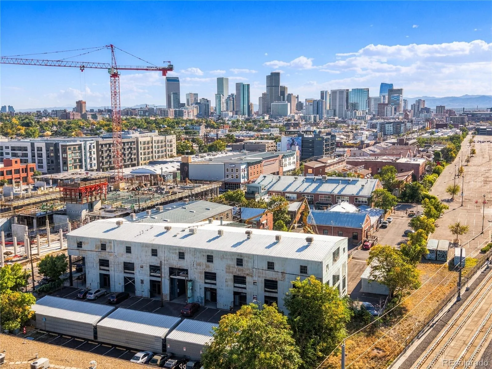 3377 Blake Street #205 Denver CO 80205 | MLS #REC8644020 10092026172841 1600 32