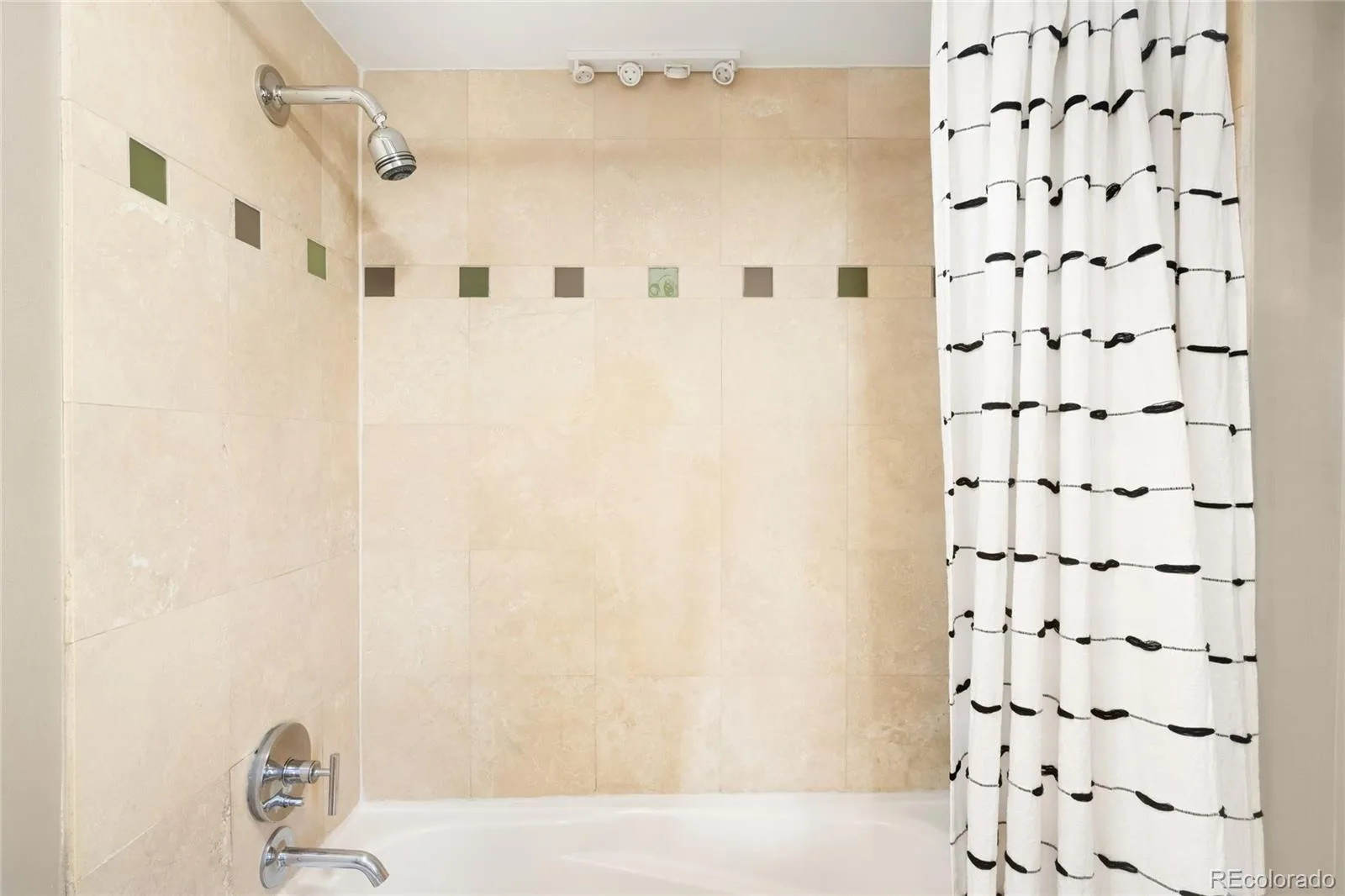 1111 Race Street #14B Denver CO 80206 | MLS #REC8644972 08032026144214 1600 25