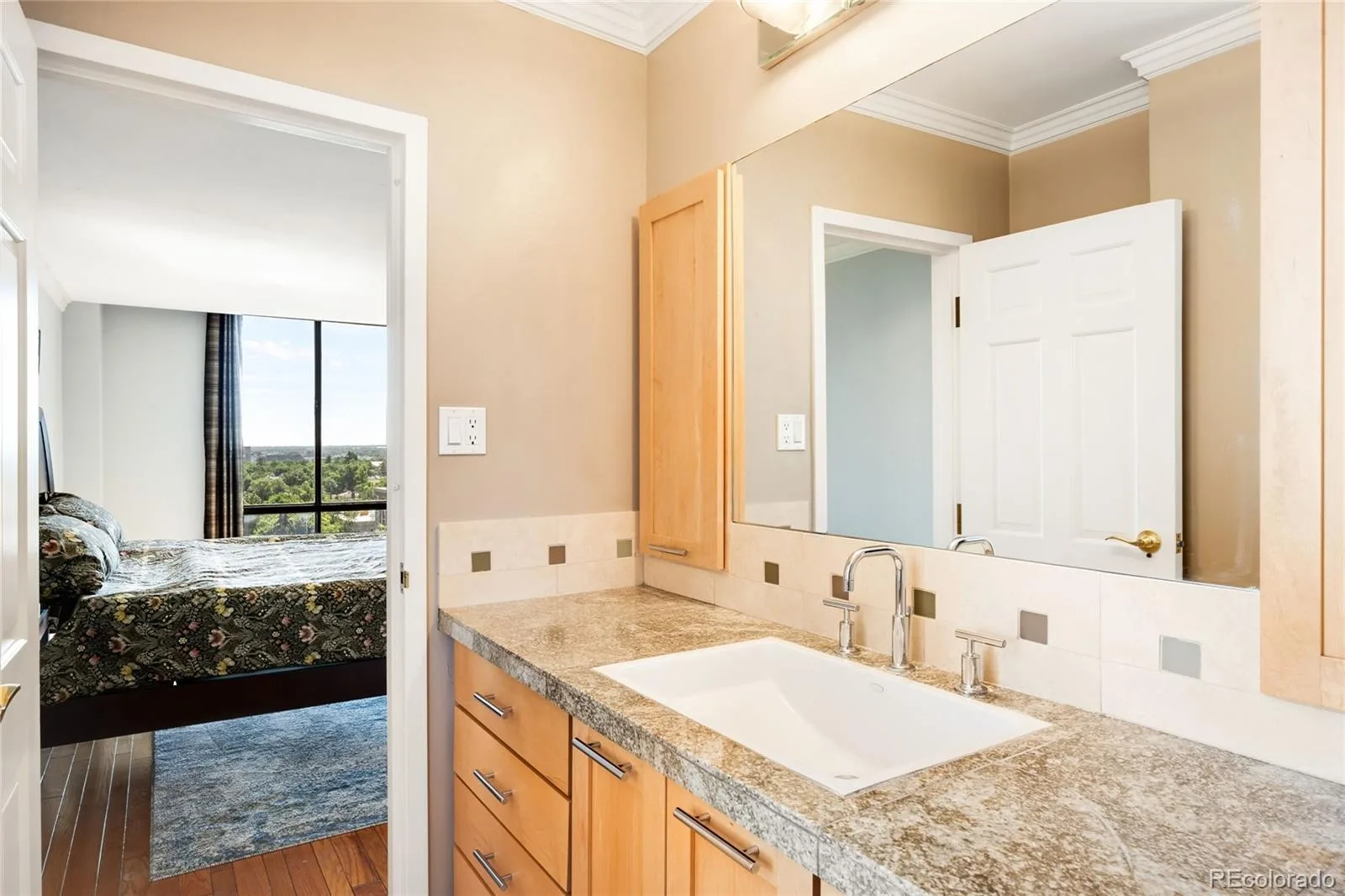 1111 Race Street #14B Denver CO 80206 | MLS #REC8644972 08032026144214 1600 26