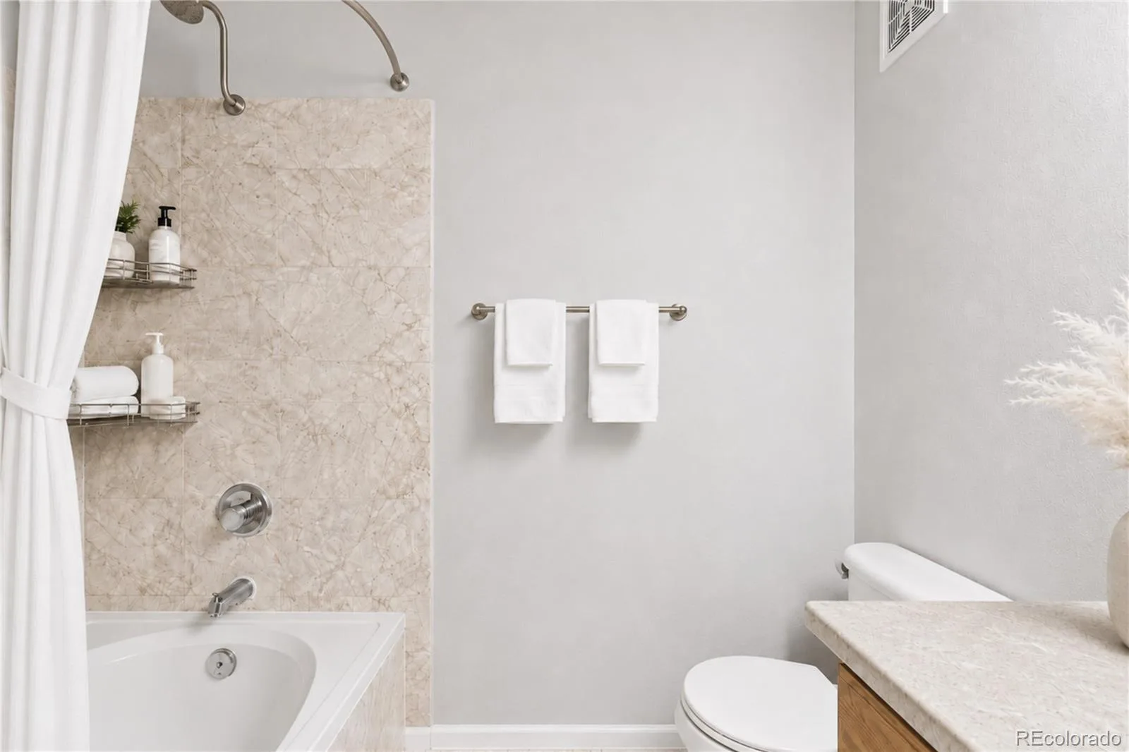 14296 E Whitaker Place #111 Aurora CO 80015 | MLS #REC8646010 08132026223801 1600 15