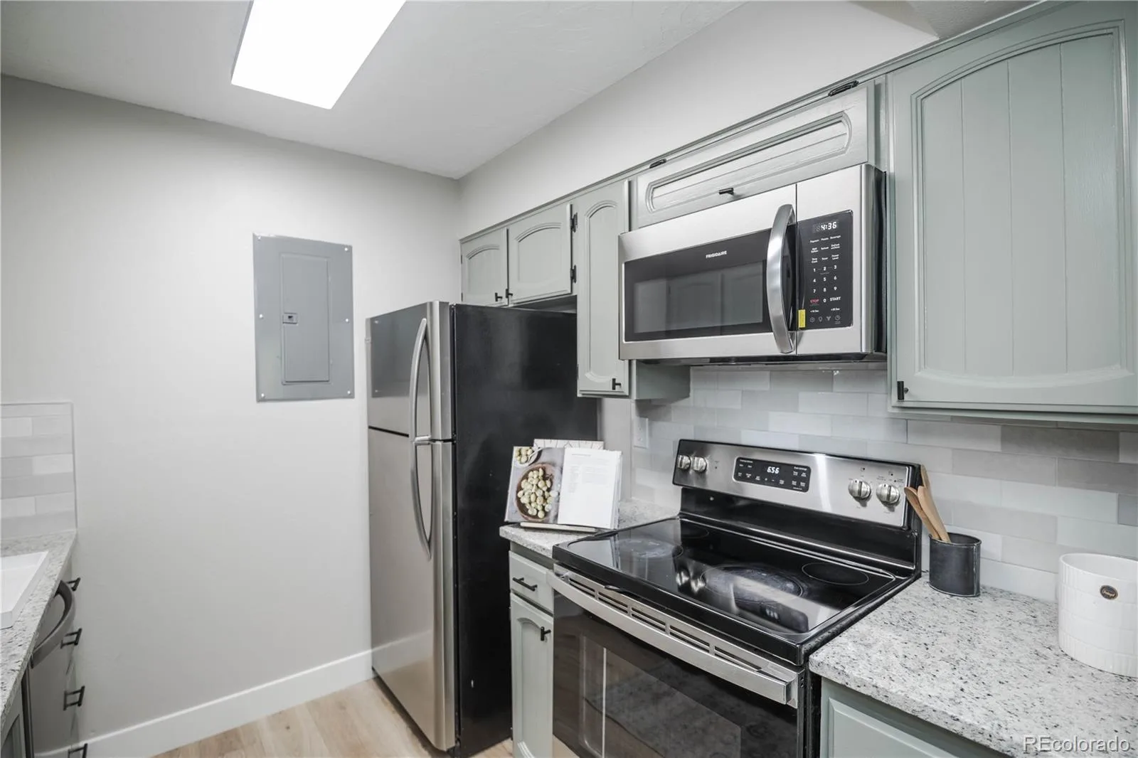 14226 E 1st Drive #B03 Aurora CO 80011 | MLS #REC8647440 06122026174847 1600 10