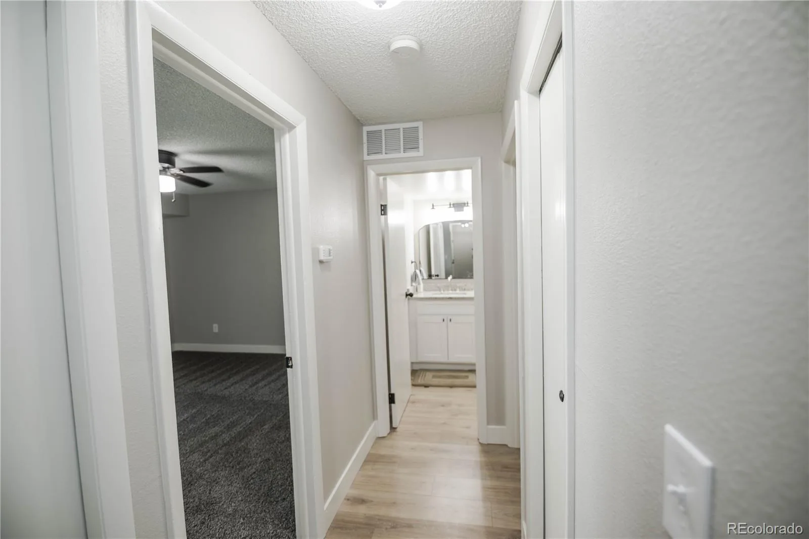 14226 E 1st Drive #B03 Aurora CO 80011 | MLS #REC8647440 06122026174847 1600 11