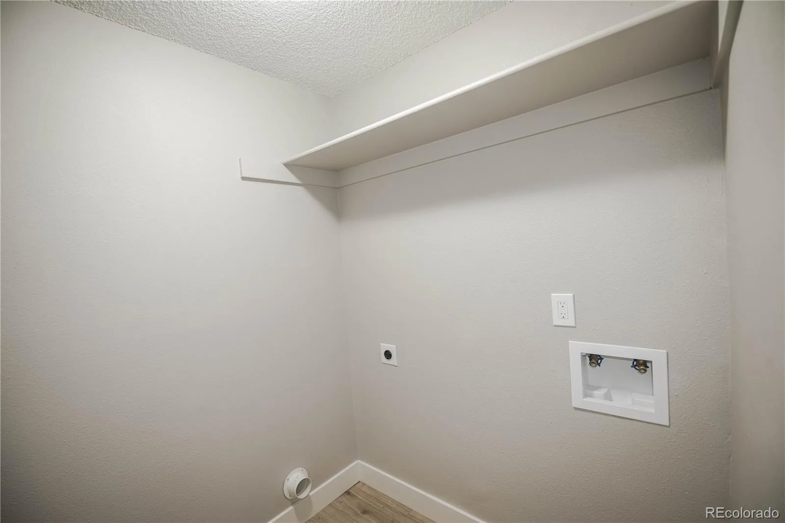 14226 E 1st Drive #B03 Aurora CO 80011 | MLS #REC8647440 06122026174847 1600 22