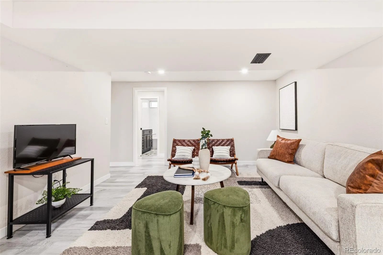 04162026202204 1600 27