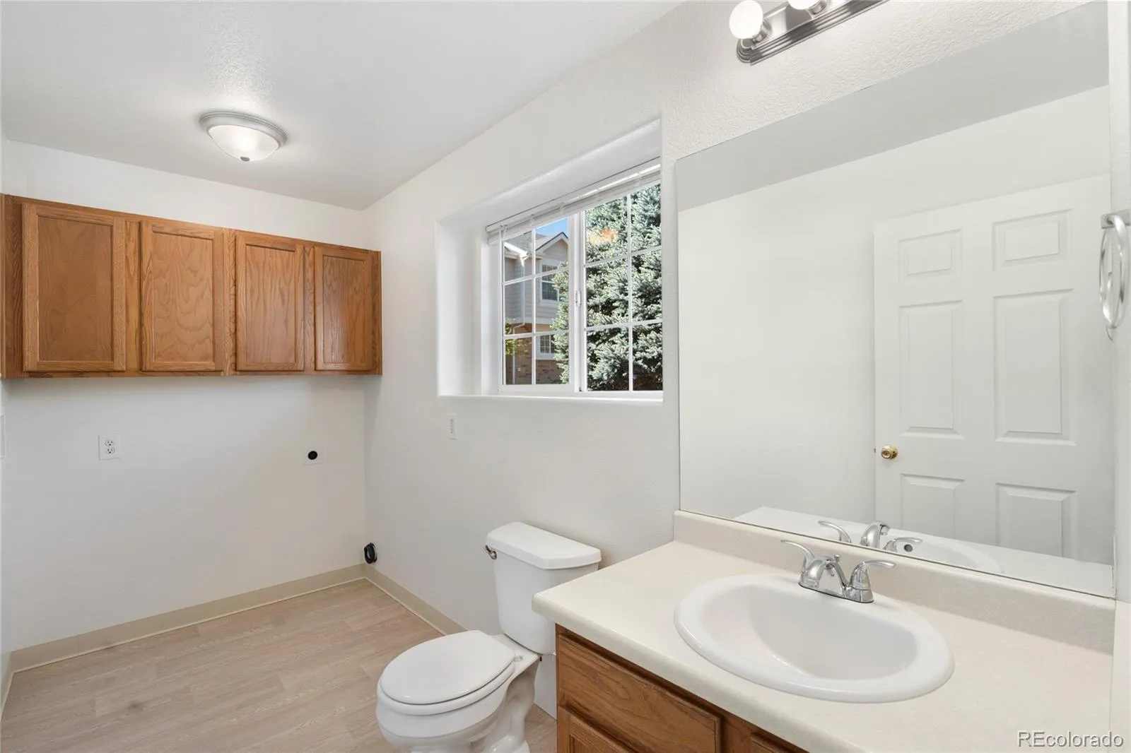 1276 S Zeno Circle #E Aurora CO 80017 MLS #REC8650736 05072026190657 1600 12