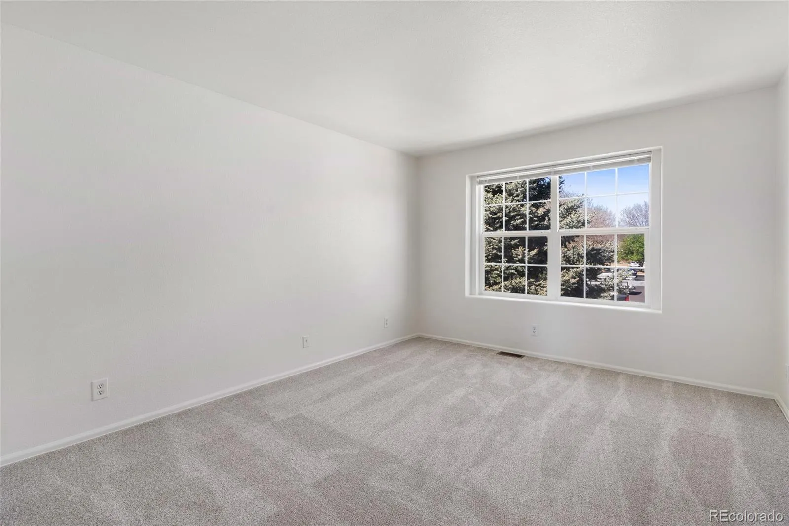 1276 S Zeno Circle #E Aurora CO 80017 MLS #REC8650736 05072026190657 1600 14