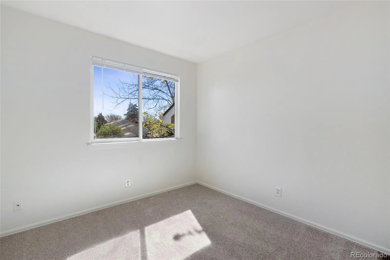 1276 S Zeno Circle #E Aurora CO 80017 MLS #REC8650736 05072026190657 1600 17