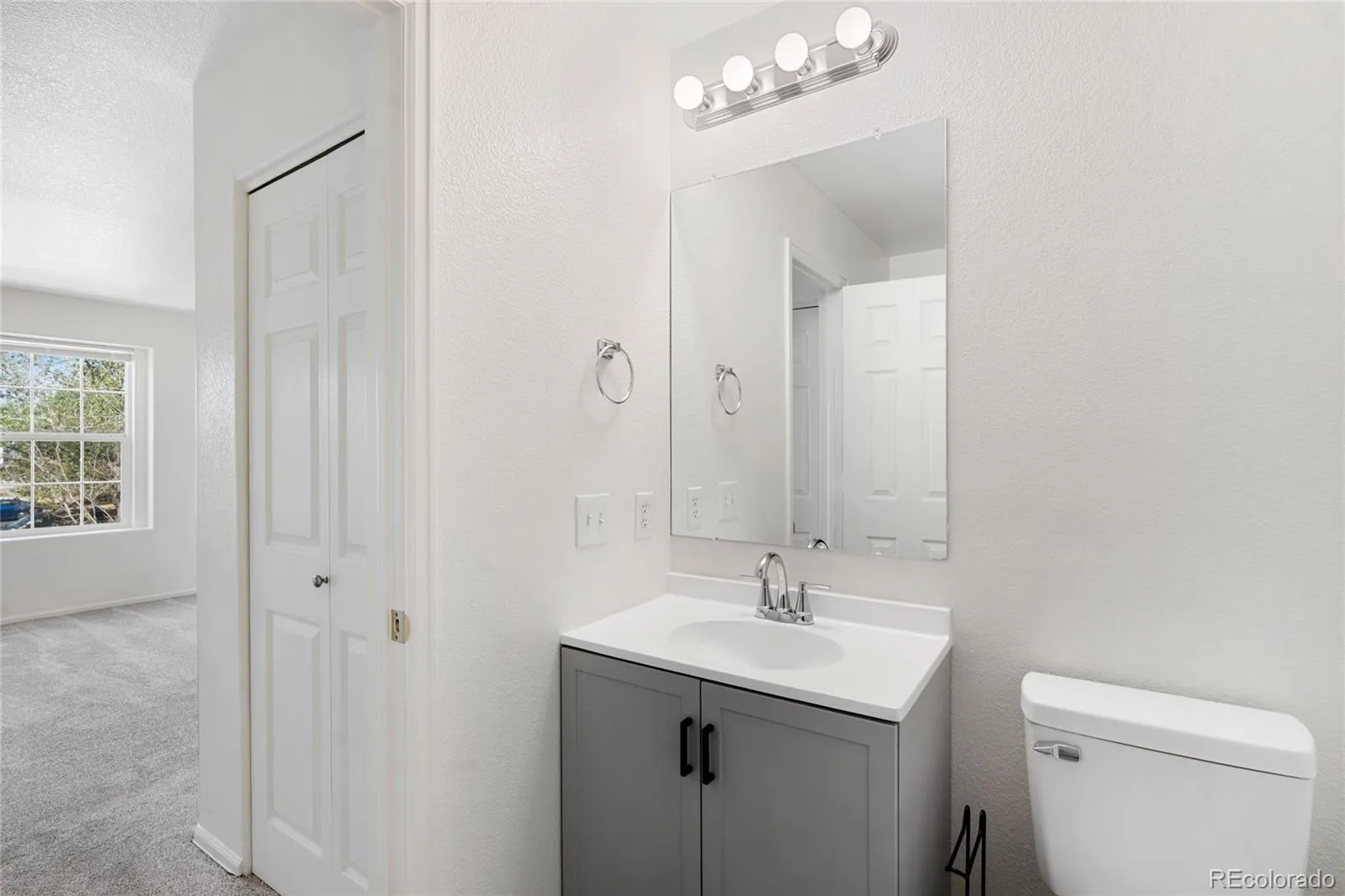1276 S Zeno Circle #E Aurora CO 80017 MLS #REC8650736 05072026190657 1600 19