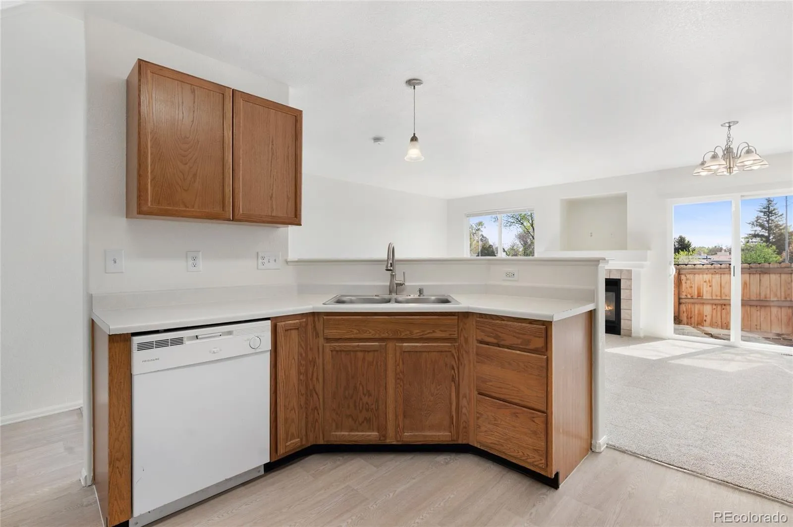1276 S Zeno Circle #E Aurora CO 80017 MLS #REC8650736 05072026190657 1600 2
