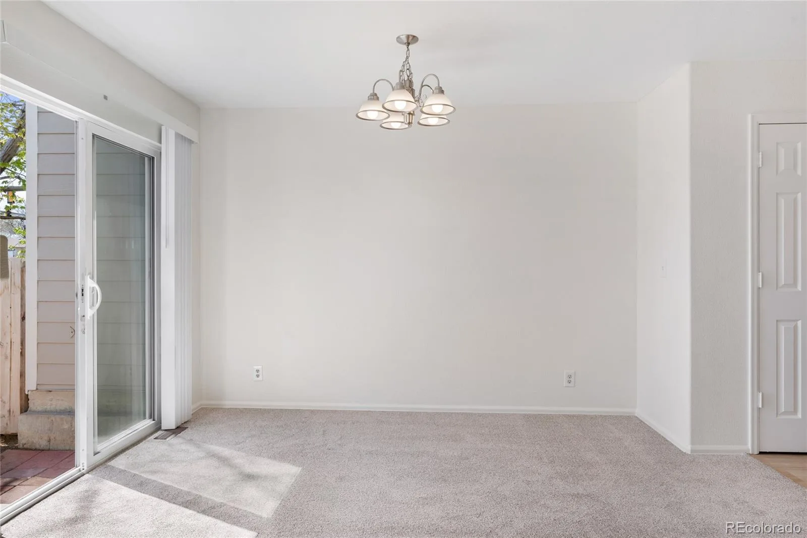 1276 S Zeno Circle #E Aurora CO 80017 | MLS #REC8650736 09222026082502 1600 9