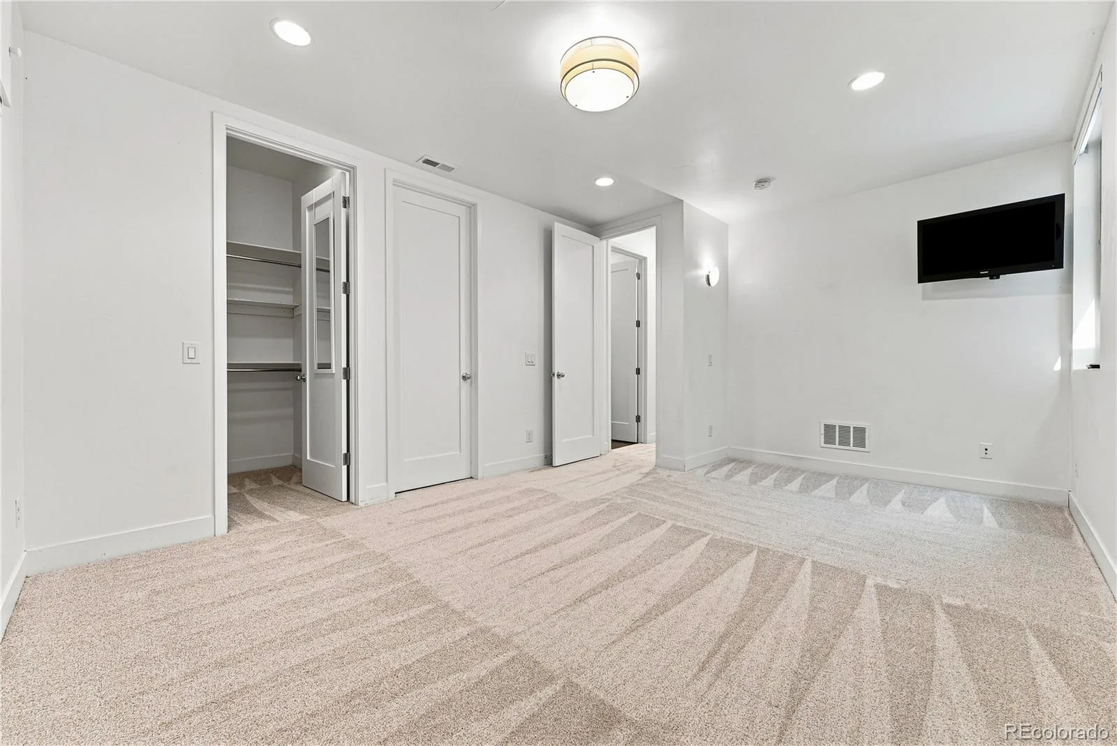 87 S Garfield Street Denver CO 80209 | MLS #REC8650917 08182026012253 1600 27