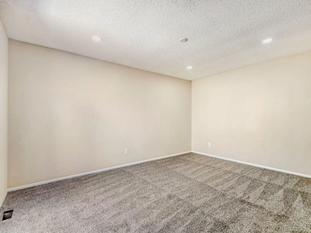 14140 E Warren Place Aurora CO 80014 MLS #REC8651030 06152026193257 1200 10
