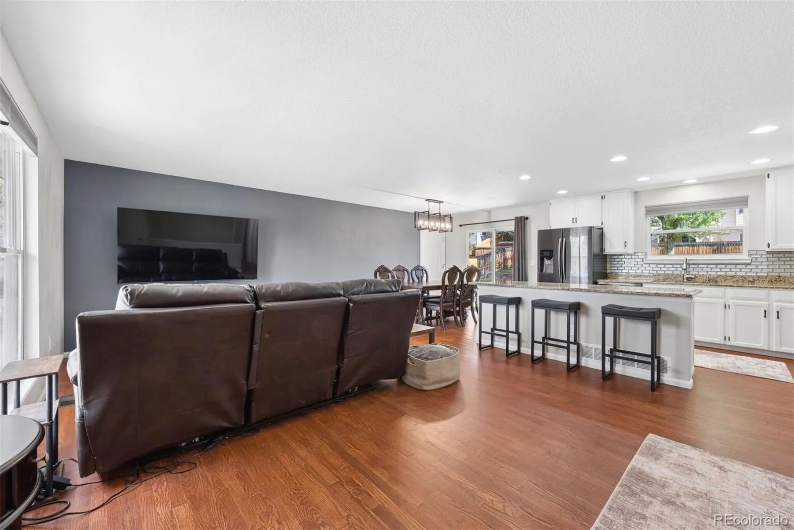 9115 W Monticello Place Littleton CO 80128 MLS #REC8651953 04302026234158 1600 11