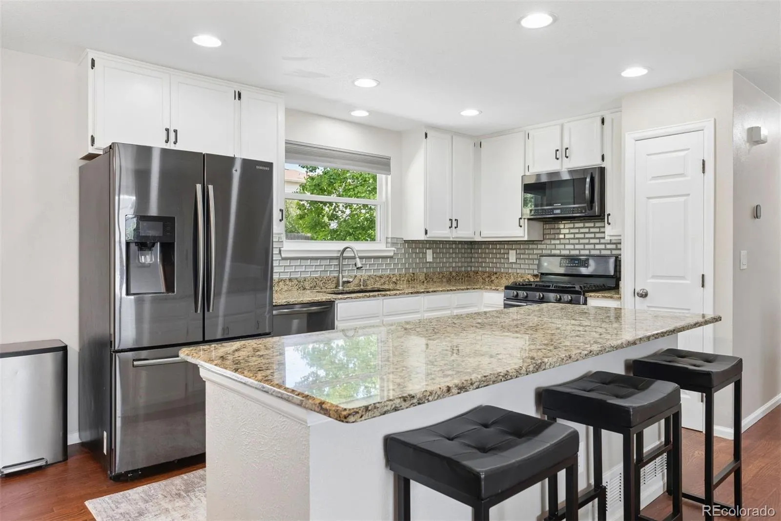 9115 W Monticello Place Littleton CO 80128 MLS #REC8651953 04302026234158 1600 12