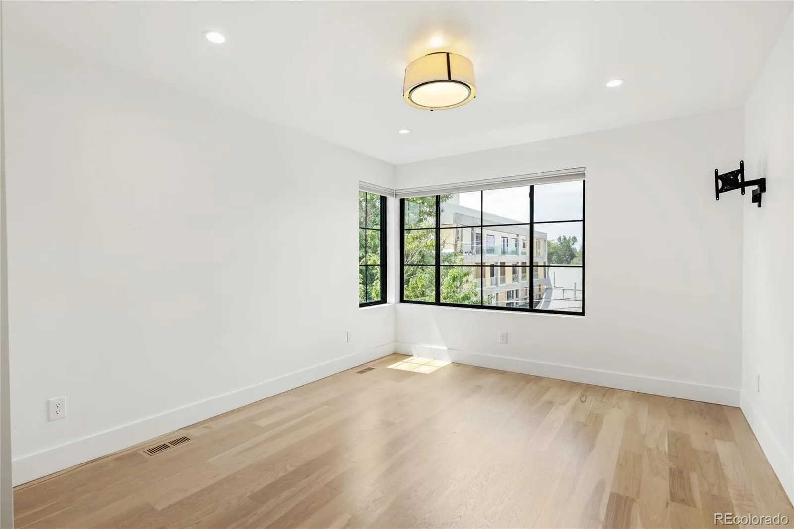 4165 Stuart Street Denver CO 80212 | MLS #REC8652337 08212026144903 1600 30