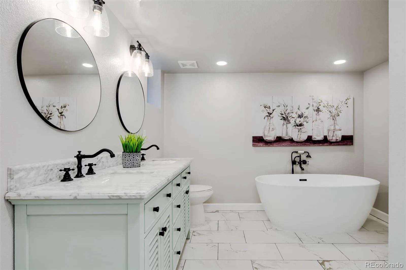 2615 W Caithness Place Denver CO 80211 | MLS #REC8653010 10172026185541 1600 30
