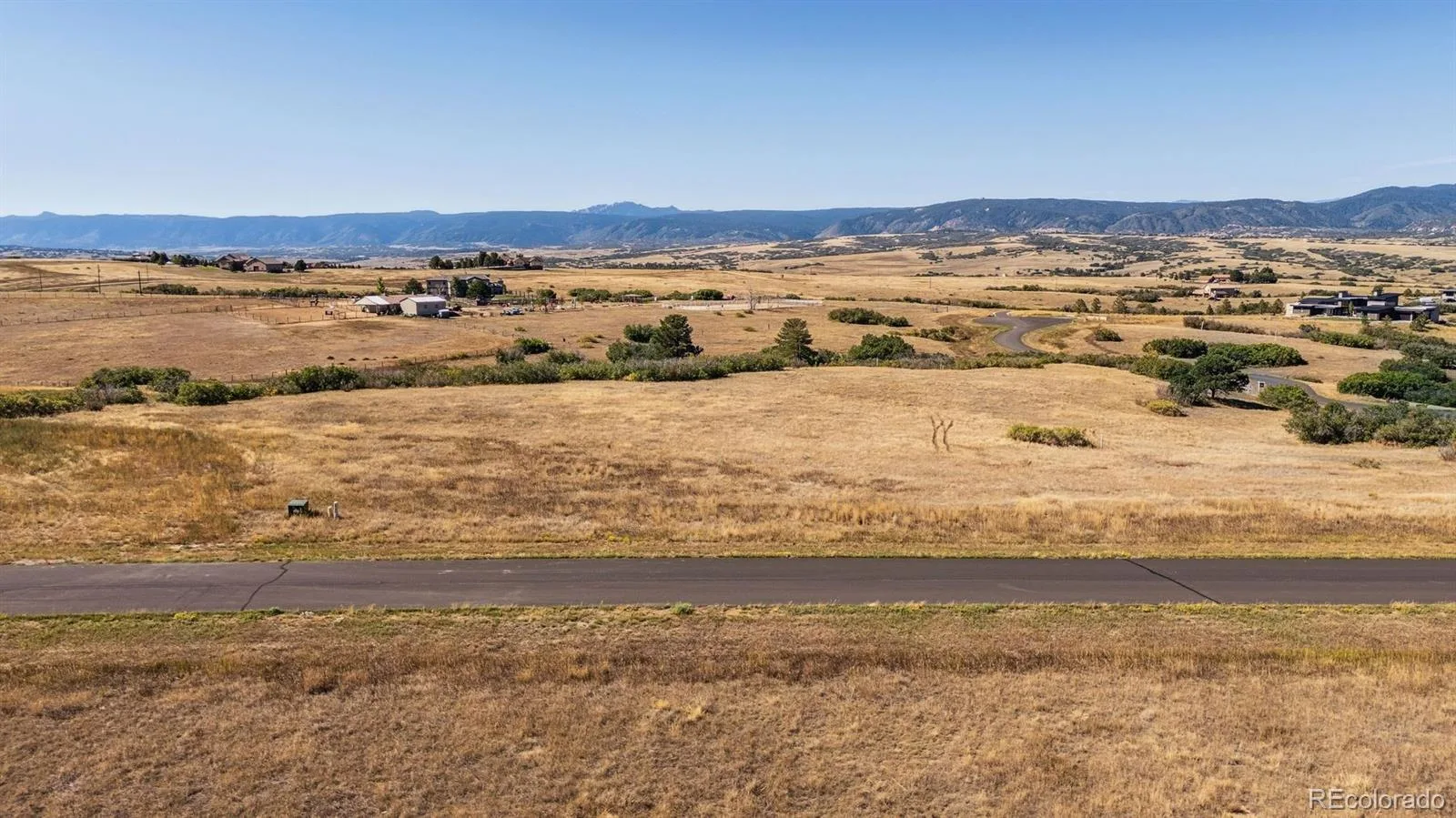 2814 Charlford Lane Sedalia CO 80135 | MLS #REC8653619 06012026191334 1600 12