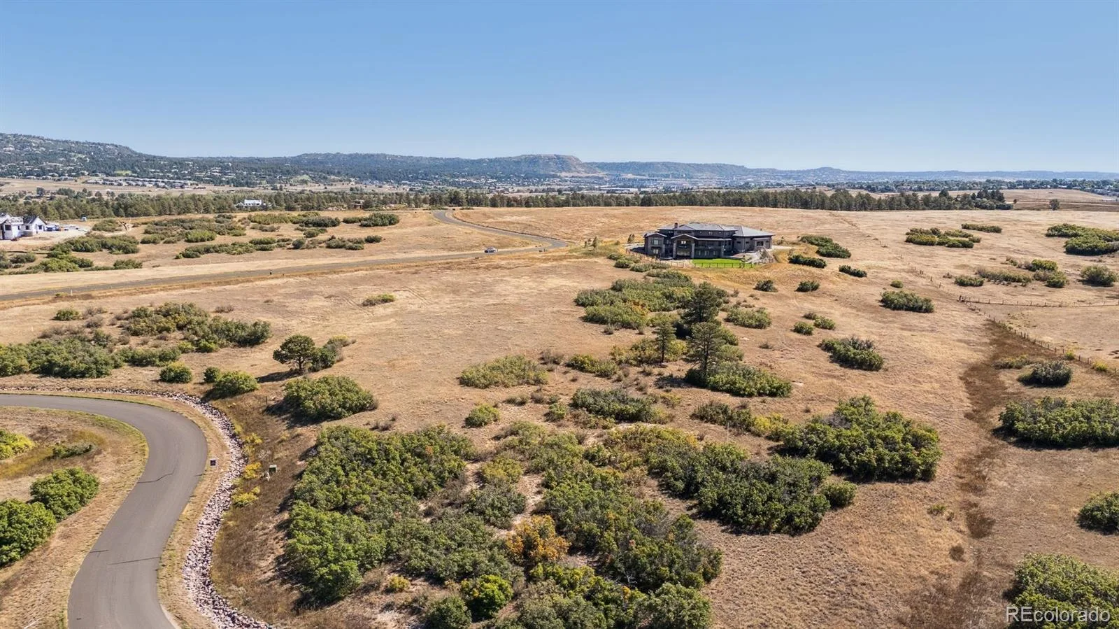 2814 Charlford Lane Sedalia CO 80135 | MLS #REC8653619 06012026191334 1600 22