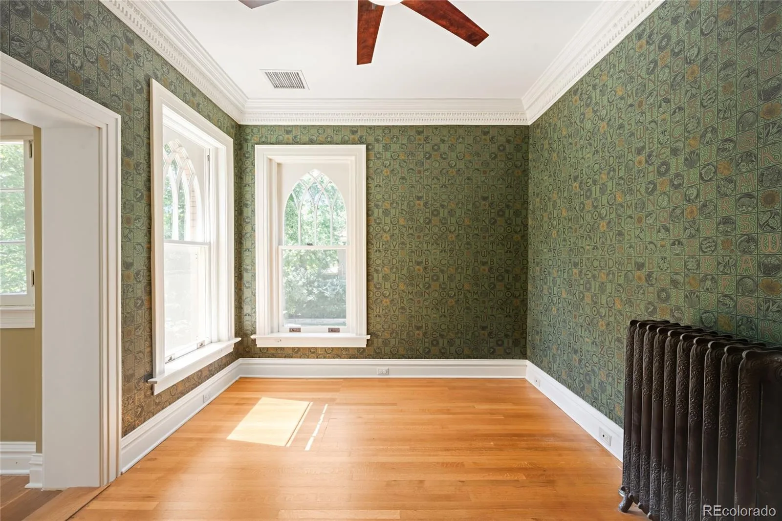 1100 N Humboldt Street Denver CO 80218 MLS #REC8654262 07022026213919 1600 32