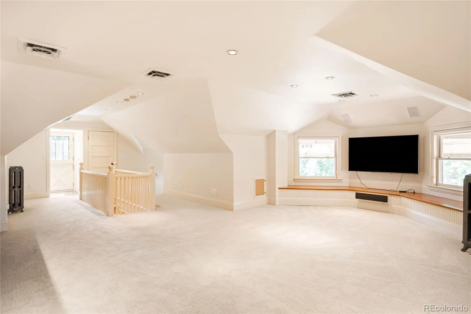1100 N Humboldt Street Denver CO 80218 MLS #REC8654262 07022026213919 1600 35