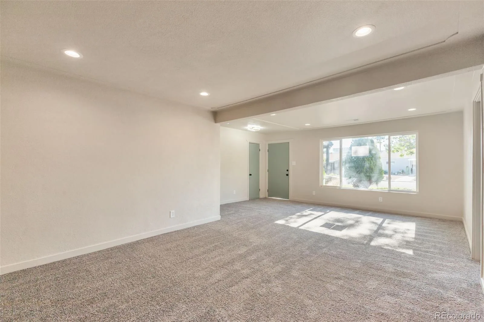 815 Zion Street Aurora CO 80011 MLS #REC8654273 06172026193127 1600 6