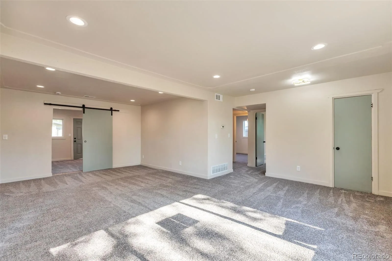 815 Zion Street Aurora CO 80011 MLS #REC8654273 06172026193127 1600 7