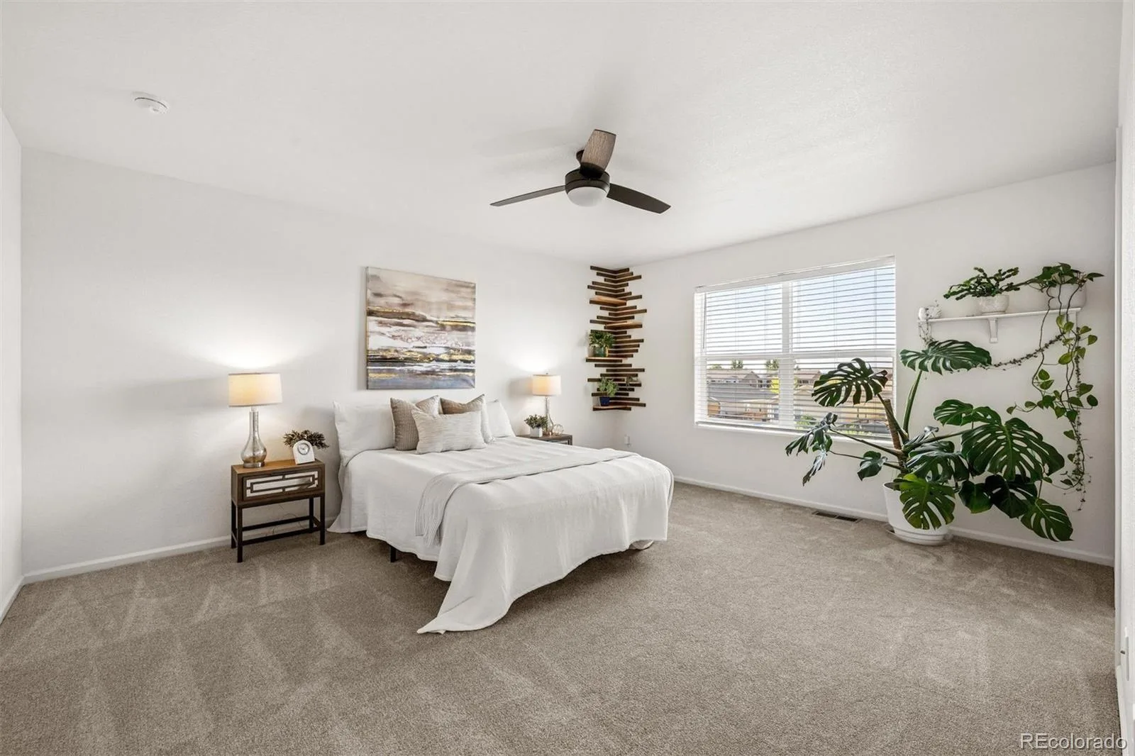 300 Mesa Avenue Lochbuie CO 80603 | MLS #REC8654422 07172026005814 1600 28
