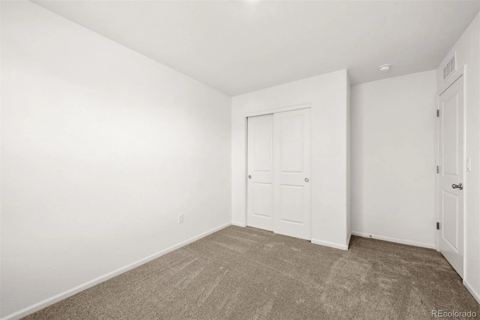 300 Mesa Avenue Lochbuie CO 80603 | MLS #REC8654422 07172026005814 1600 35