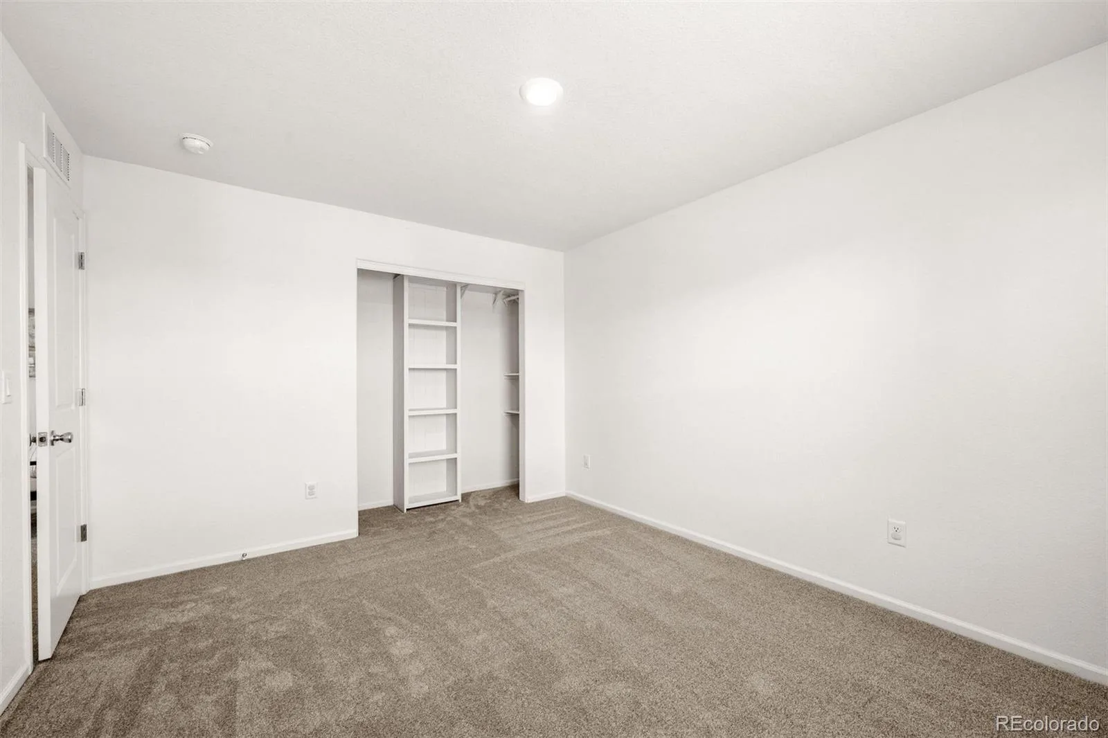 300 Mesa Avenue Lochbuie CO 80603 | MLS #REC8654422 07172026005814 1600 39