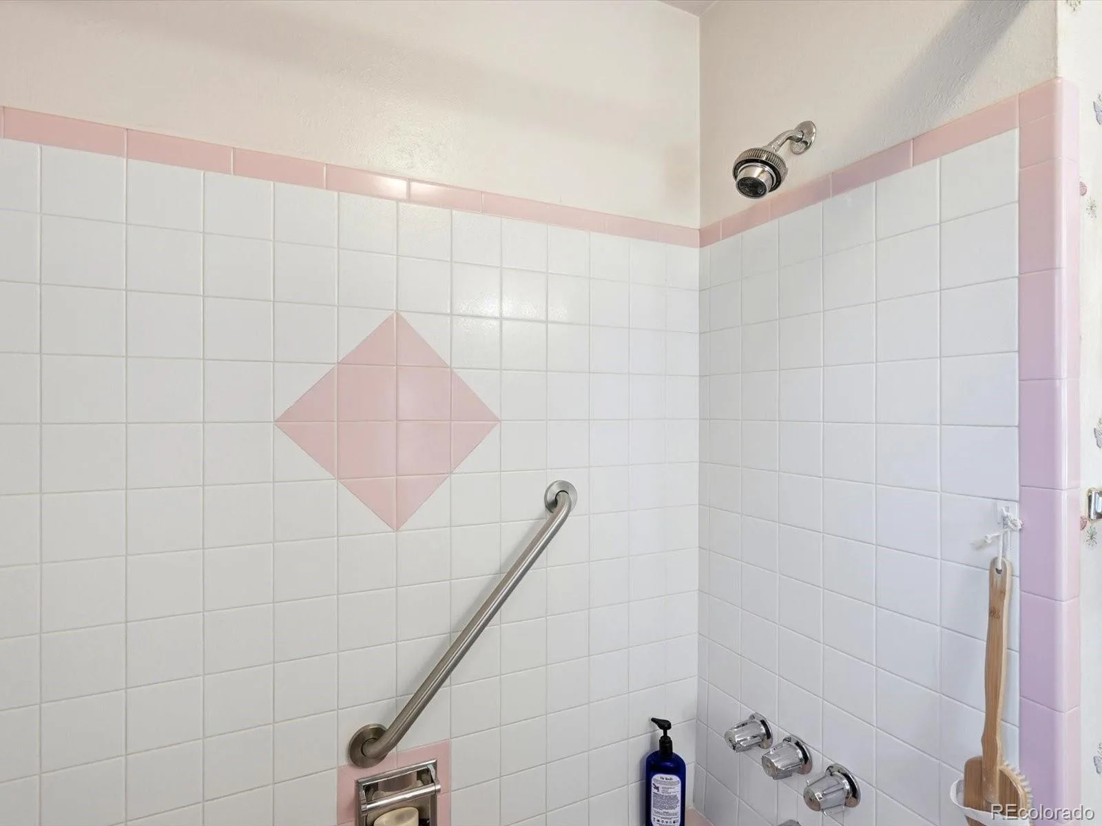 1855 S Ammons Street Denver CO 80232 | MLS #REC8655325 07312026163142 1600 13