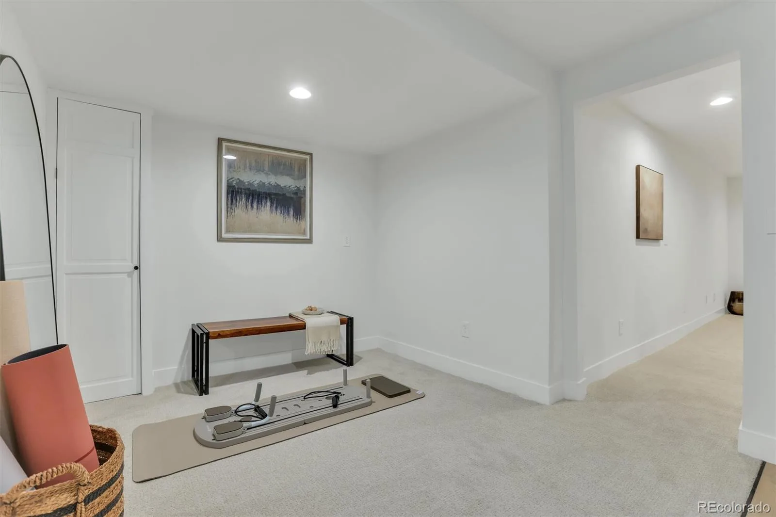 5436 S Kirk Circle Centennial CO 80015 MLS #REC8655853 06112026172706 1600 42
