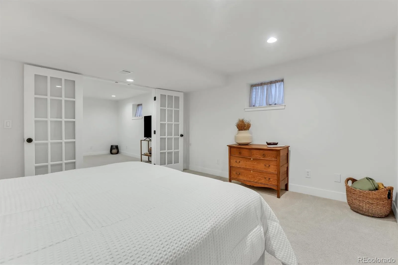 5436 S Kirk Circle Centennial CO 80015 MLS #REC8655853 06112026172706 1600 45